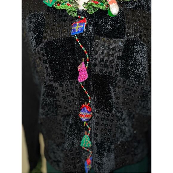 Women’s Holiday 3D buttons Christmas Sweater LARGE - Picture 4 of 12